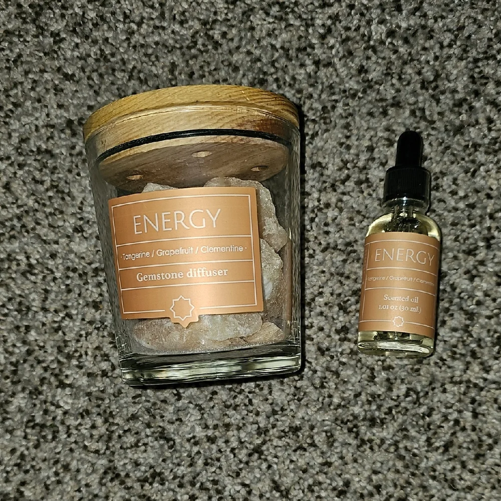 Energy Gemstone Diffuser and Scented Oil Set